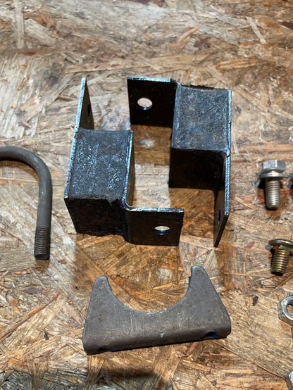 Original GM Bedford Vauxhall Auspuffbefestigung Neu