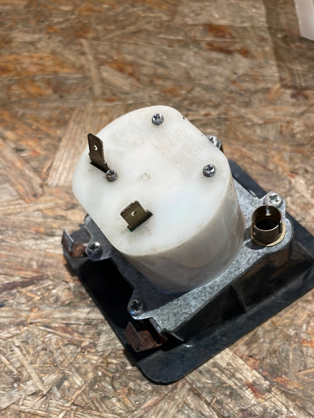 Original GM Opel Youngtimer Analoguhr Neu