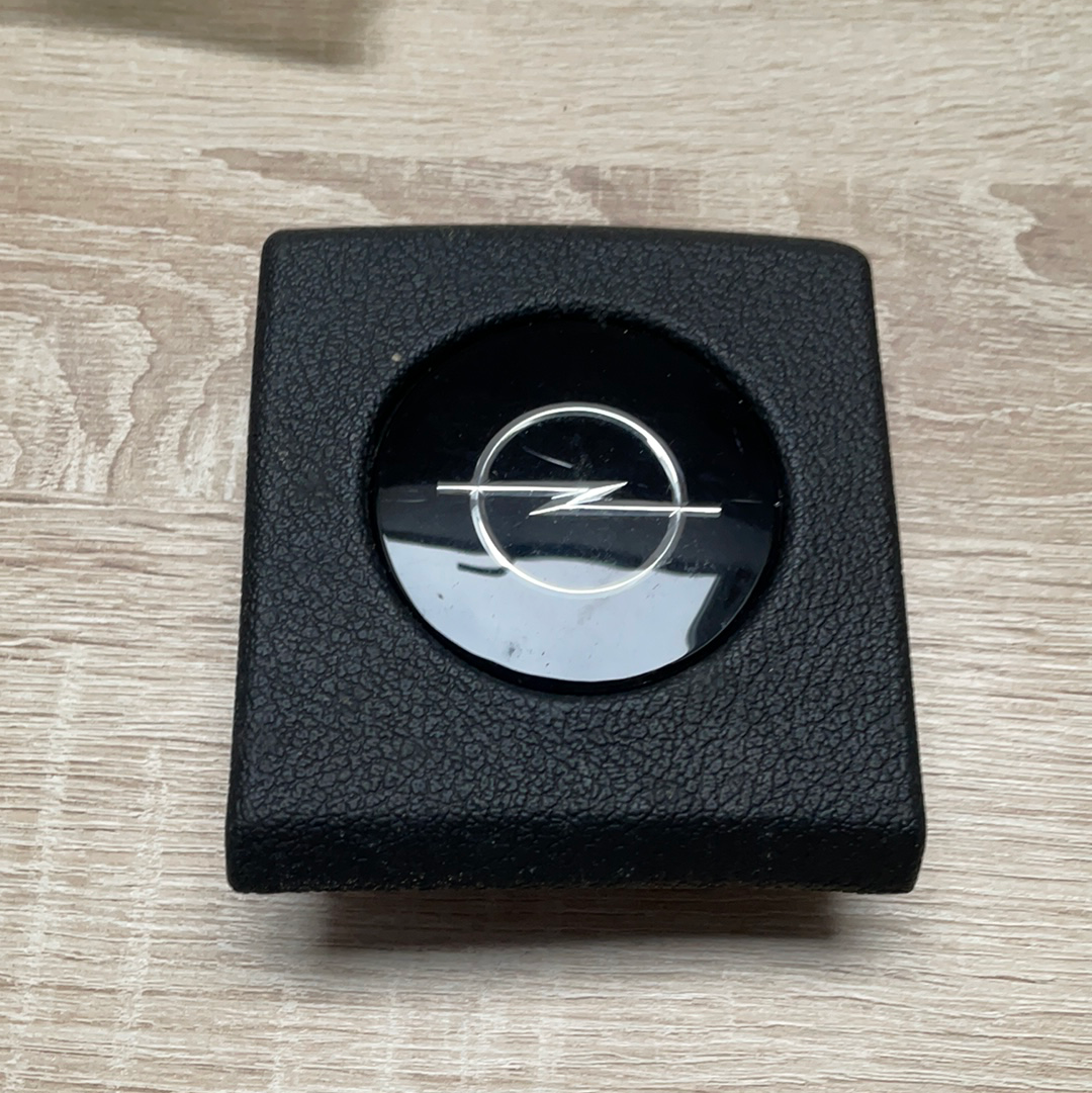 Original GM Opel Opel Ascona C Signalhorn Taste Lenkrad Neu
