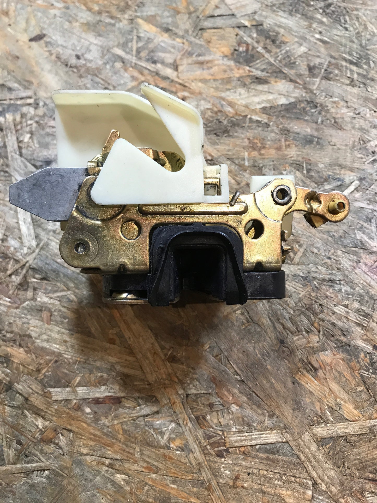 Original Opel Calibra Türschloss vorne rechts NEU