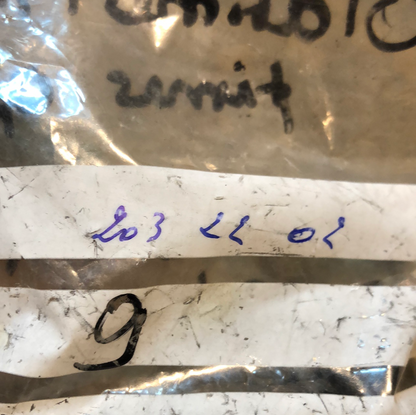 Original Oldtimer/ Youngtimer Flachkopfschraube Neu