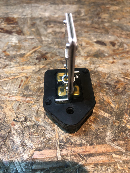 Original GM Opel Zafira Widerstand Innenraumgebläse Neu