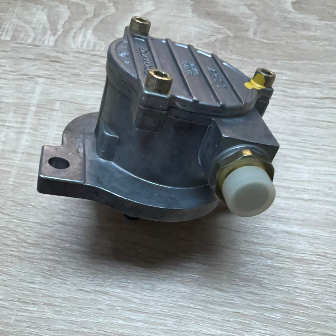 Original GM Opel Ascona C Kadett E Vectra A Unterdruckpumpe Neu