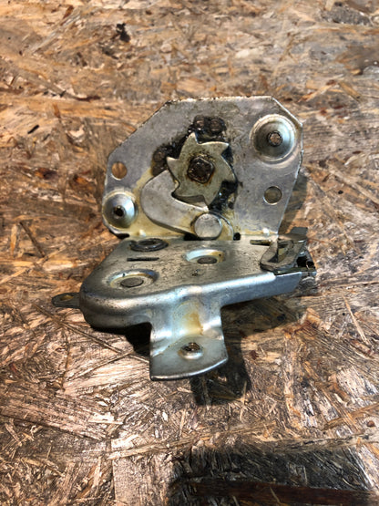 Original Opel Rekord C Diplomat A Schloss hinten links Neu