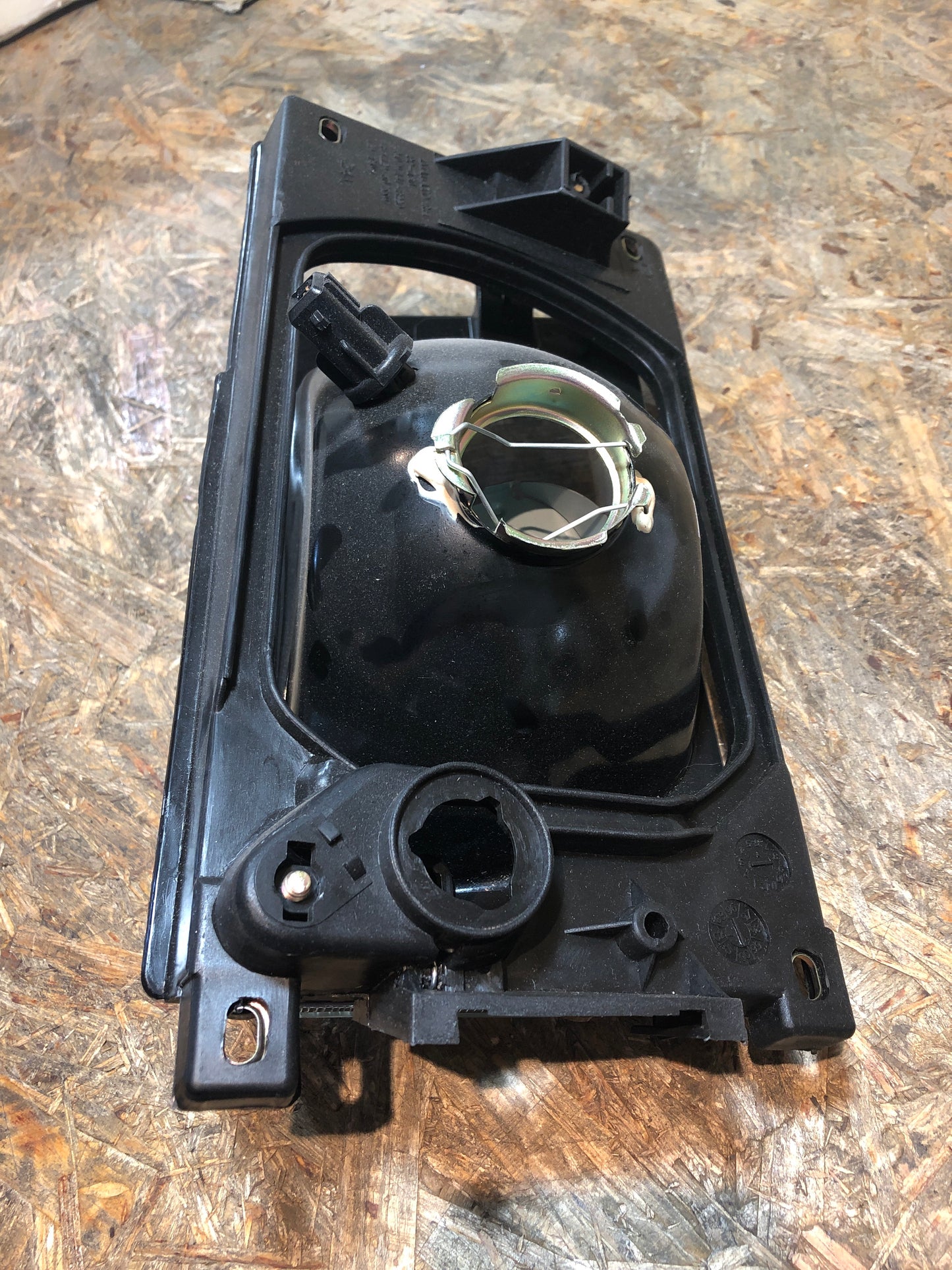 VW Polo Scheinwerfer rechts Neu