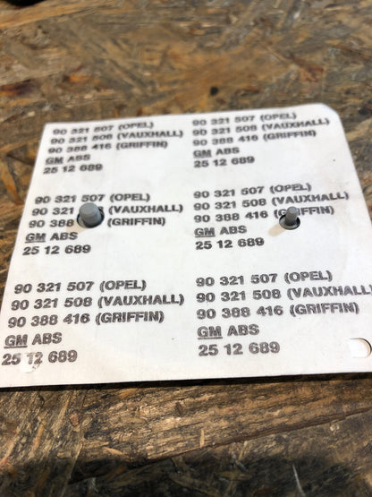 Original Opel Vectra A Emblem hinten Neu