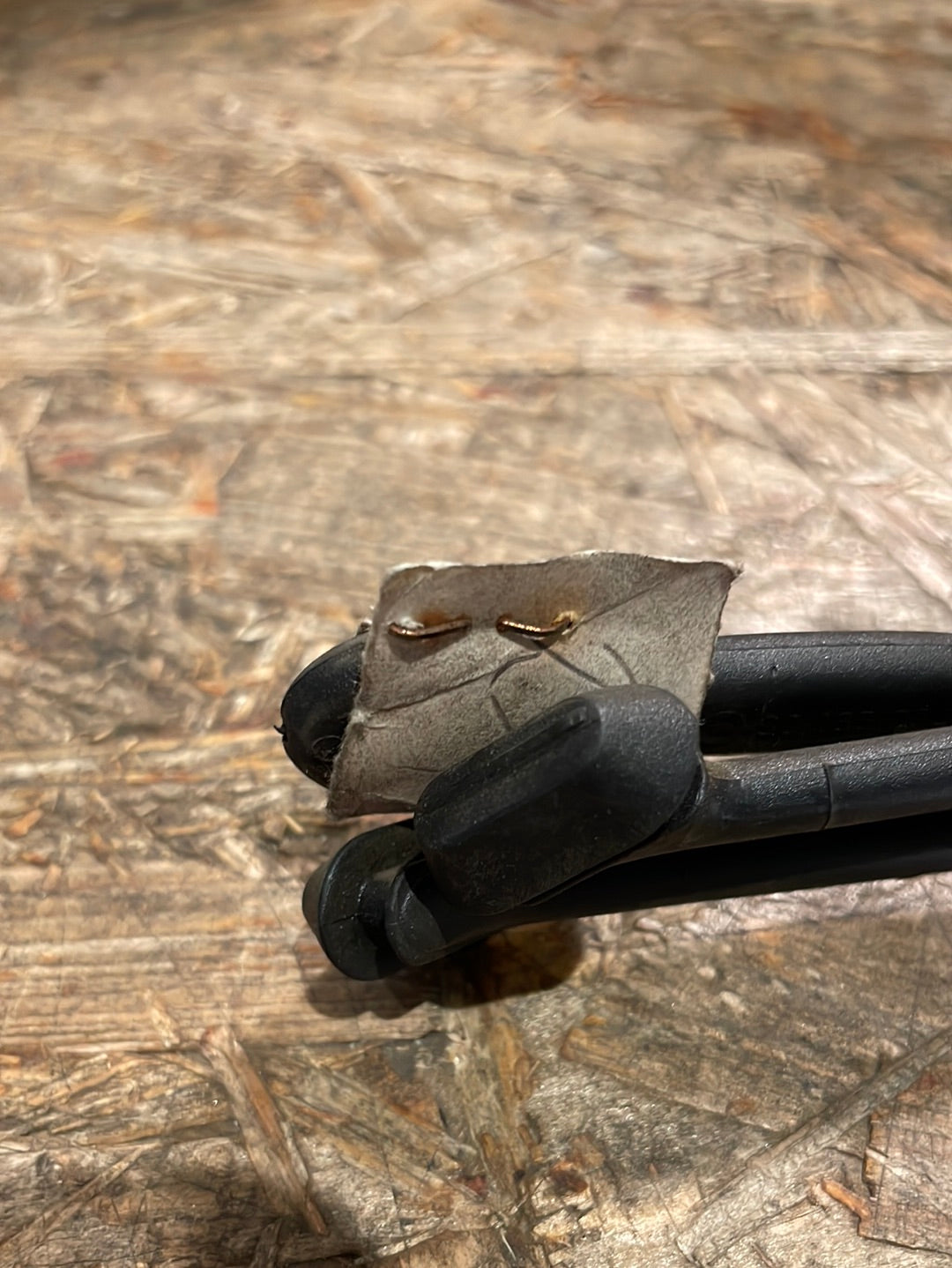 Original GM Opel Kadett E Halteband Laderaumabdeckung Neu