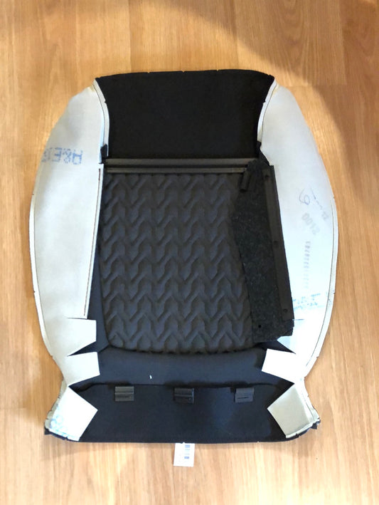 Original GM Opel Corsa D Sitzbezug vorne links Schwarz Neu