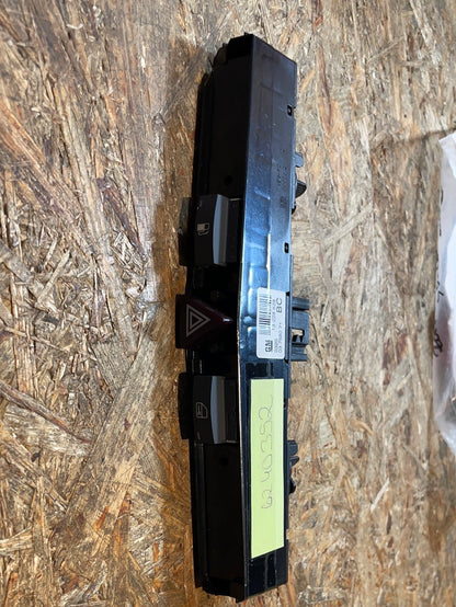 Original GM Opel Zafira B Sensor Schalter Warnblinkanlage Neu