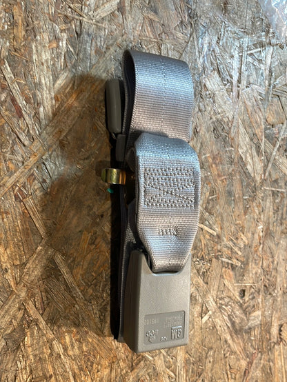 Original GM Opel Meriva B 3-Punkt Sicherheitsgurt hinten rechts Neu