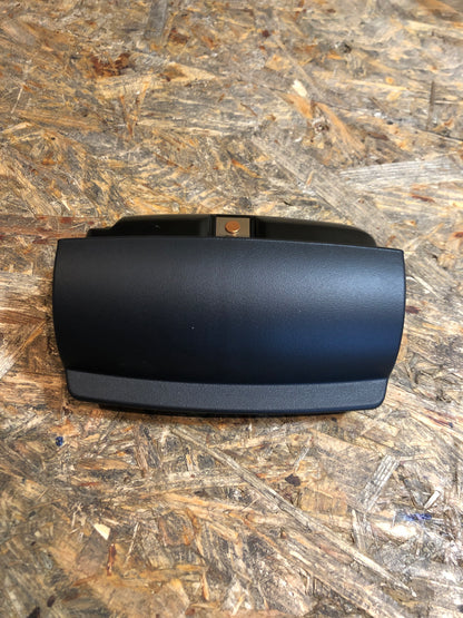 Original GM Opel Vectra B Aschenbecher Neu