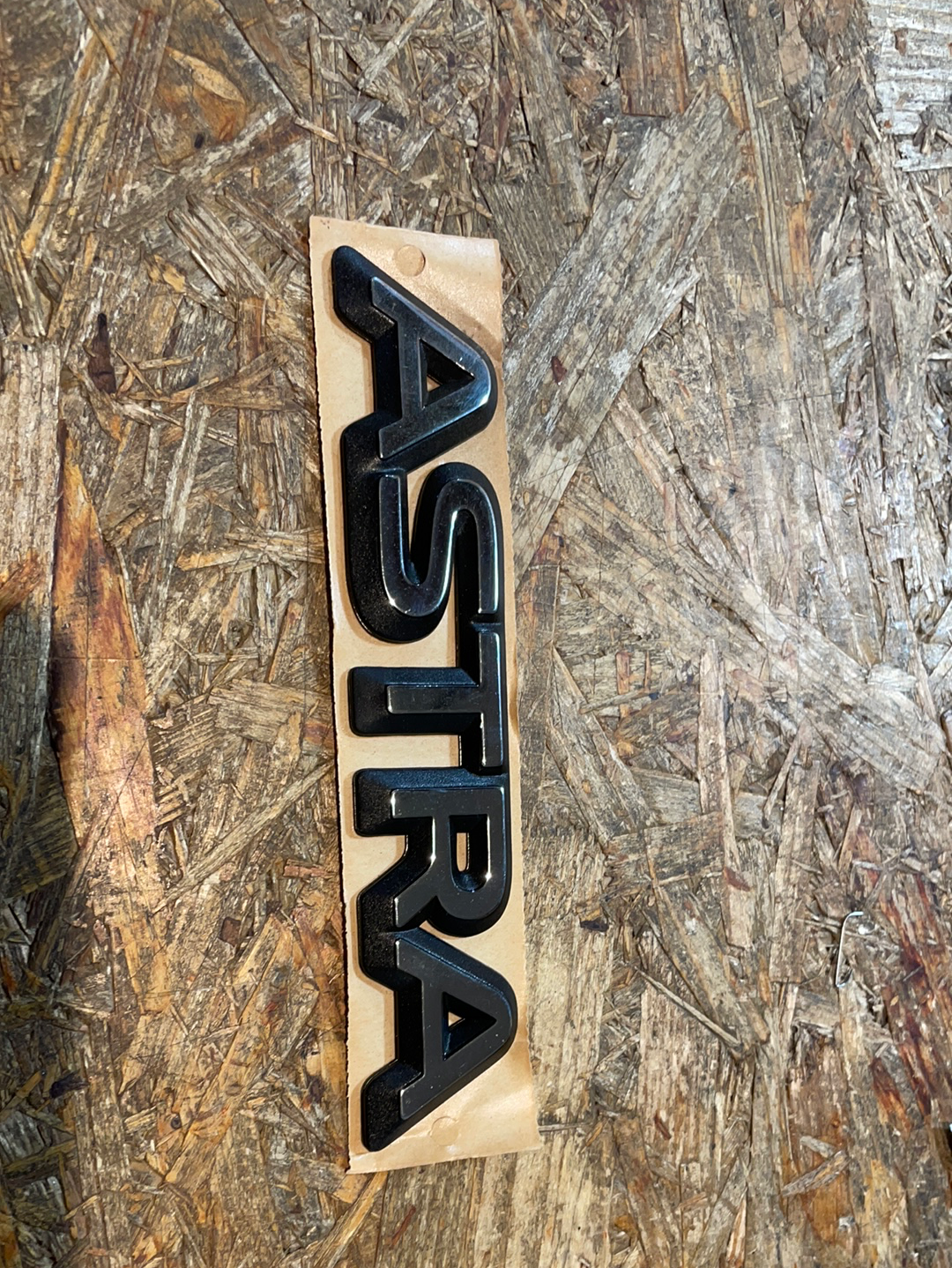 Original GM Opel Astra F Schriftzug hinten Neu