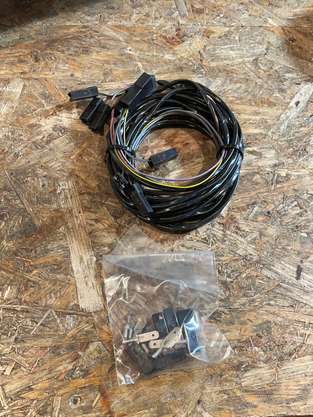 Original GM Opel Omega B AHK Kabel E-Satz Kontrollgerät Neu