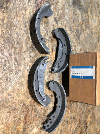 Original Opel Commodore Manta Kadett Bremsbackensatz Neu
