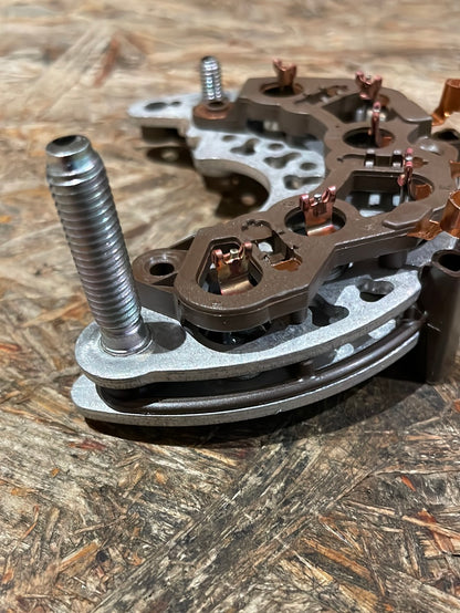 Original GM Chevrolet Captiva (C100) Bj. 07-09, L26 Gleichrichter an Lichtmaschine Neu