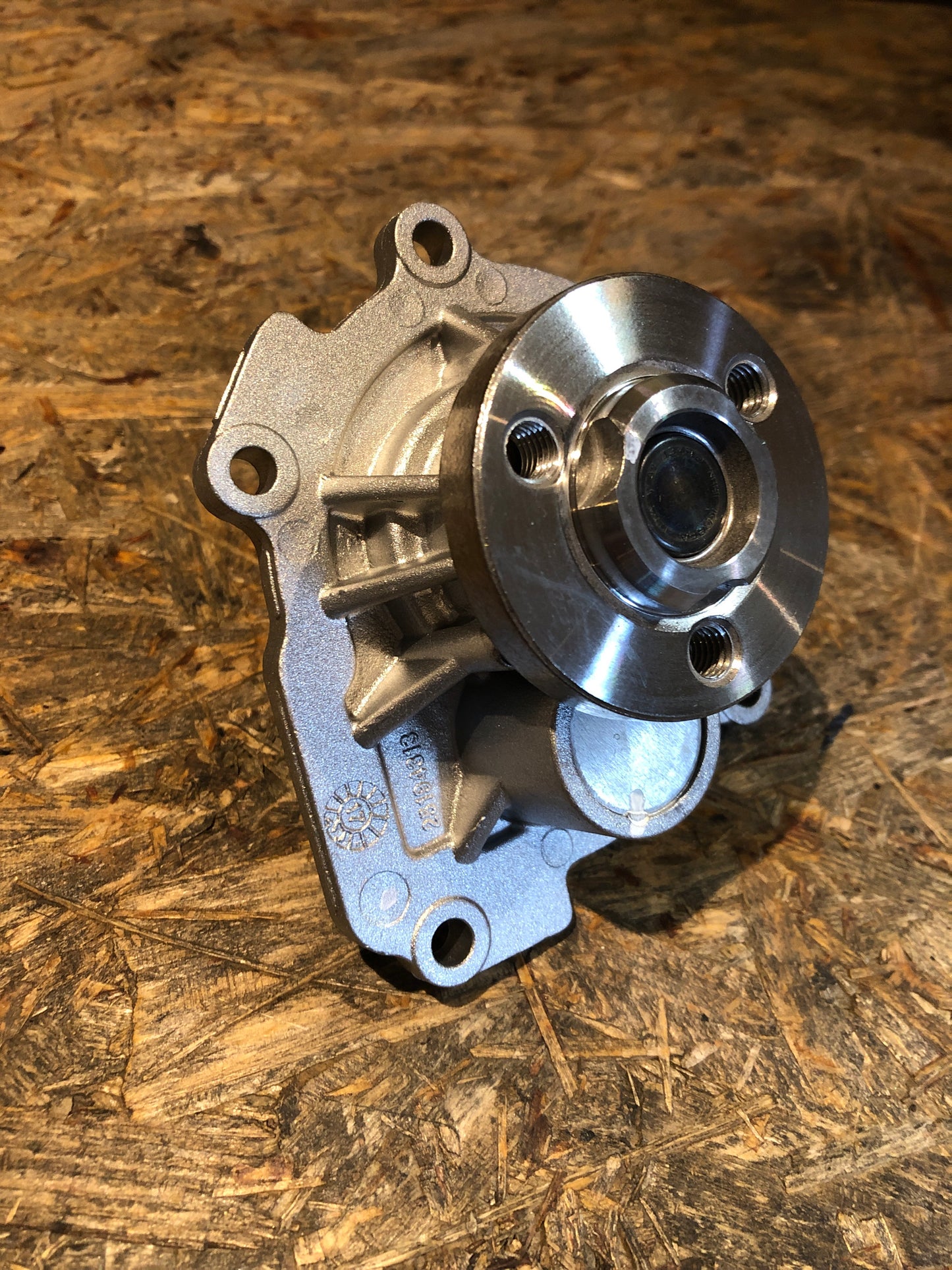 Original GM Opel Astra J Insignia Corsa D Zafira B/C Wasserpumpe Neu