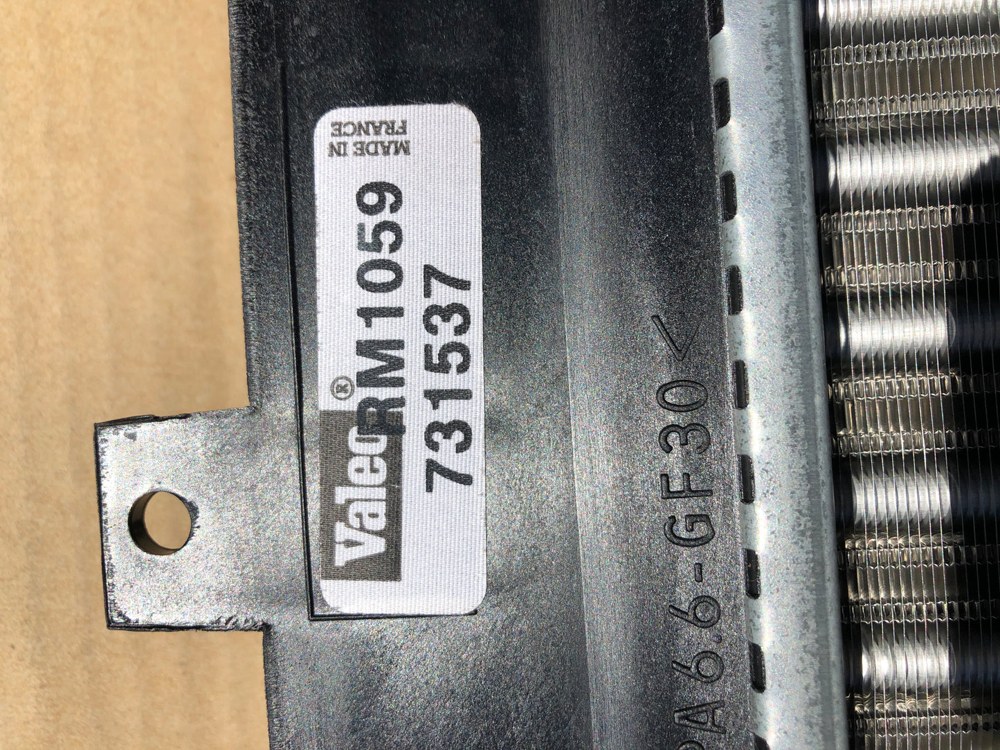 Valeo Audi A4 A6 VW Passat Wasserkühler Neu