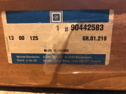 Original GM Opel Vectra A CC Limousine Kühler Neu