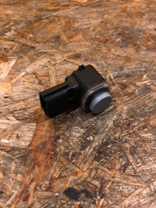 Original GM Opel Movano B Sensor Einparkhilfe Neu