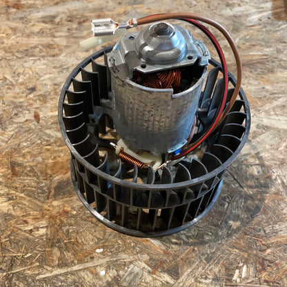 Original GM Opel Corsa B Gebläsemotor Neu
