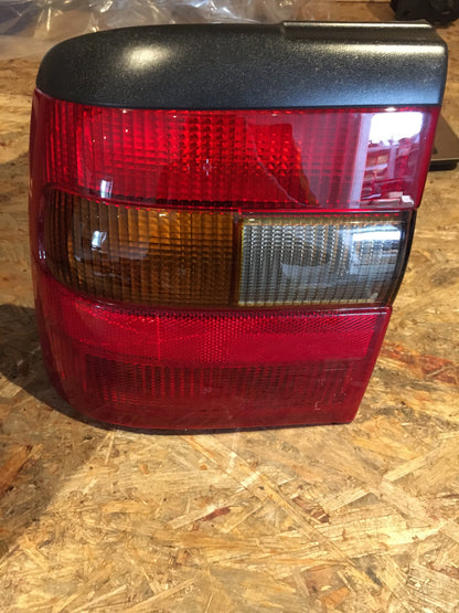 Original Heckleuchte Vectra A links NEU