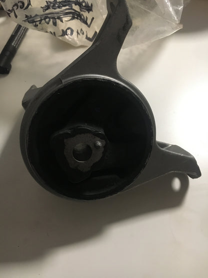Original Astra G Motorhalter Rechts NEU