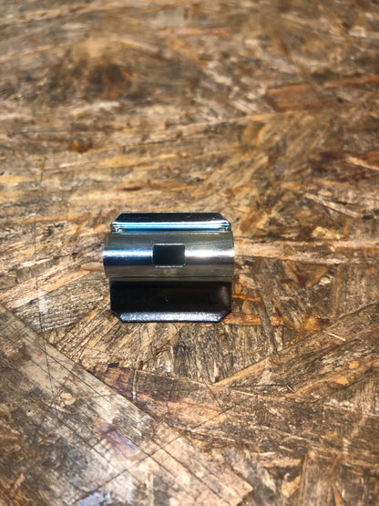 Original GM Opel Astra H Klammer Türverkleidung Hintertür Neu