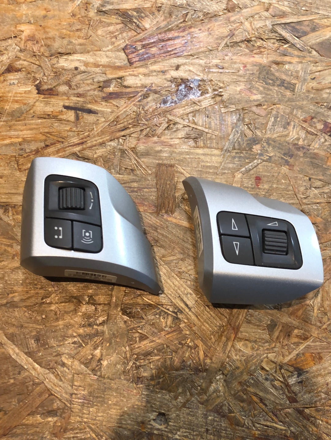 Original GM Opel Astra H Zafira B Vectra C Signum Schalter Multifunktionslenkrad Neu