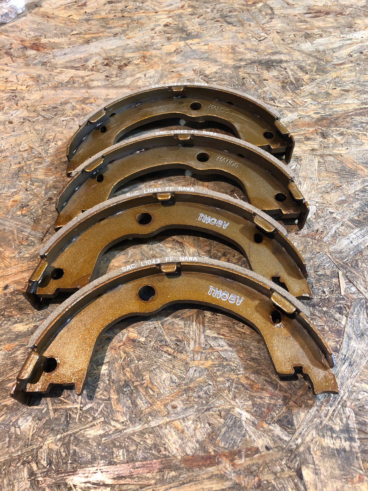 Original GM Chevrolet Winstorm Captiva Bremsbacken hinten Neu