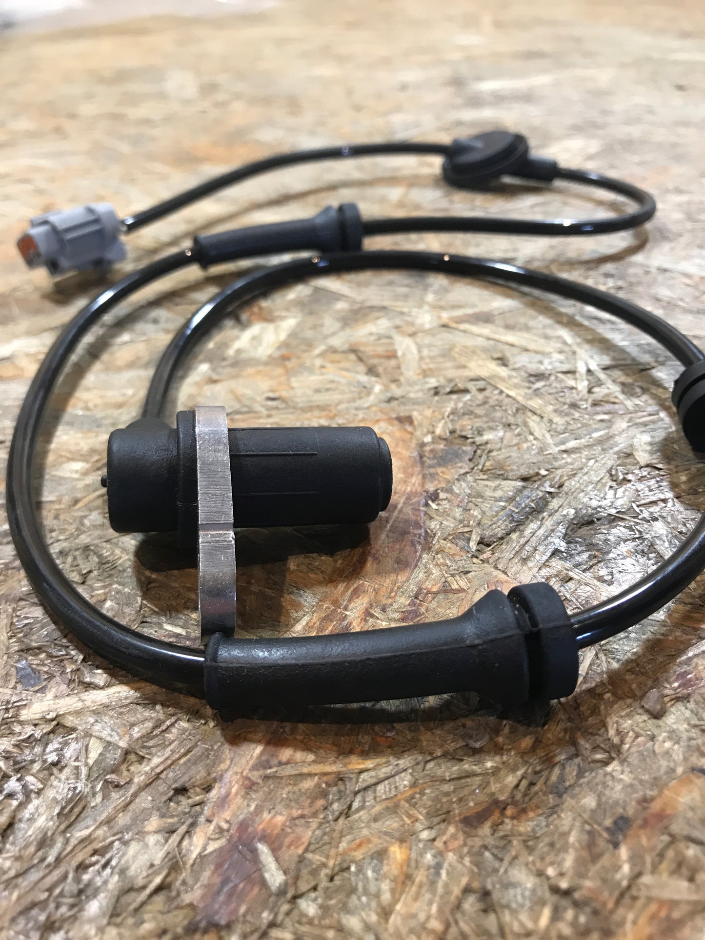 Nissan X-Trail 01-13 ABS-Sensor vorne rechts NEU