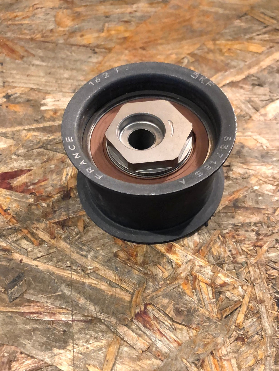 Original GM Opel Calibra Vectra Omega Umlenkrolle Zahnriemen Neu