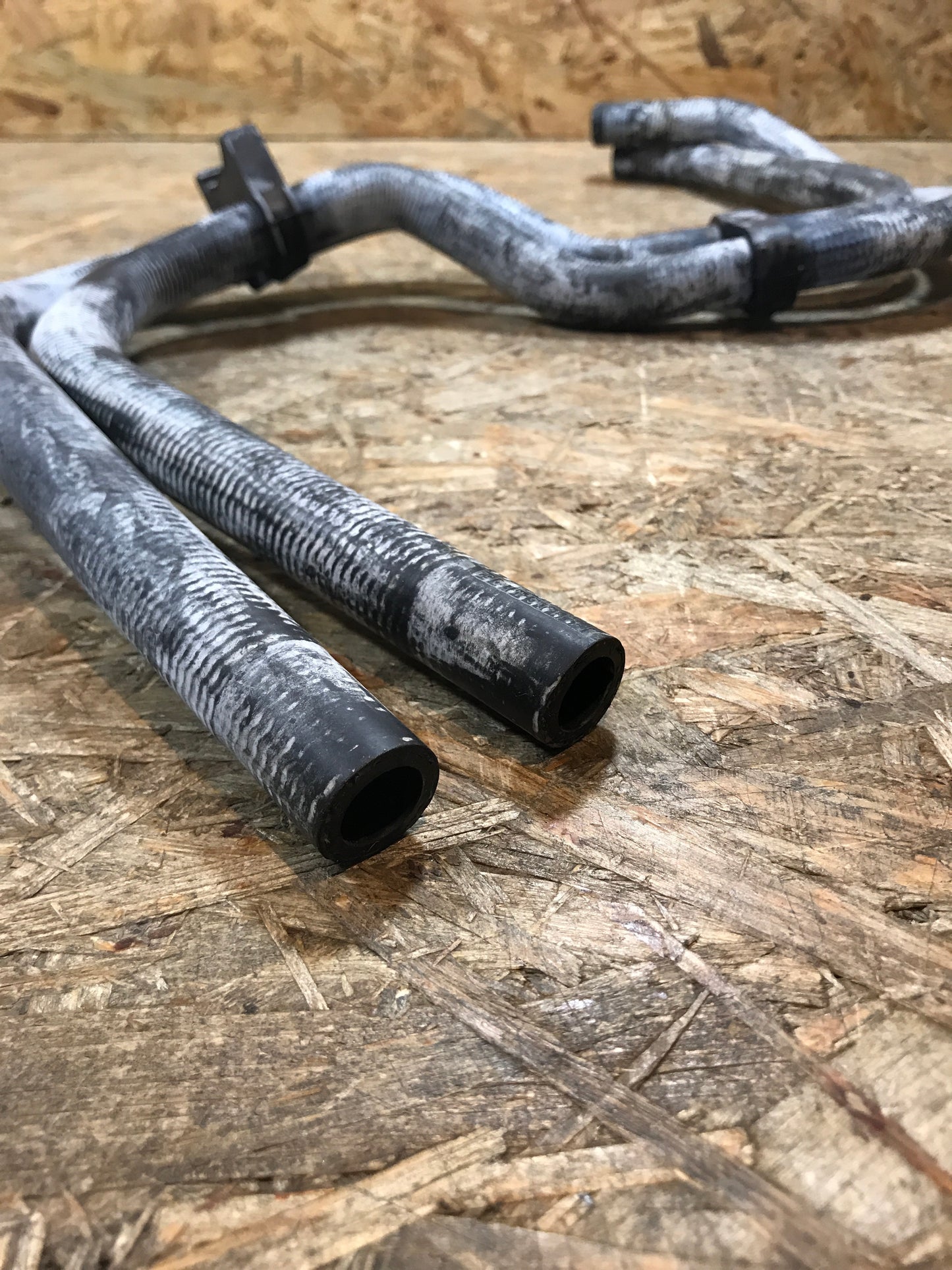 Original Opel Movano B Renault Master II Heizungsschaluch NEU