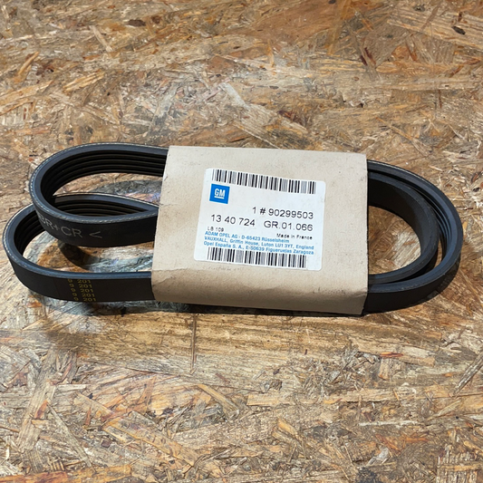 Original GM Opel Kadett E Vectra A Keilriemen Neu