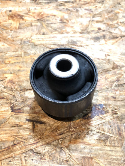 Original GM Chevrolet Lacetti Querlenkerbuchse Neu