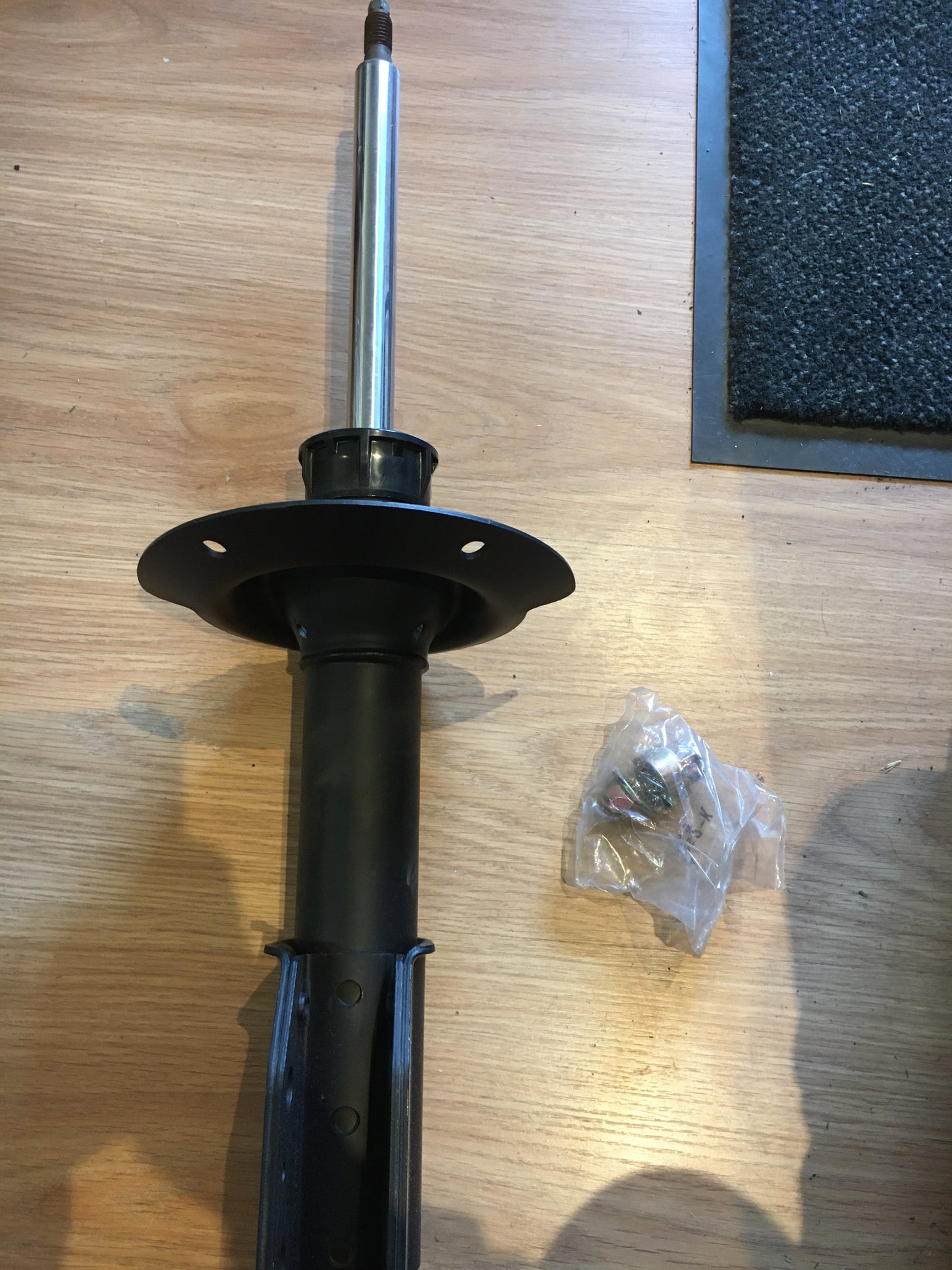 Original Sintra Stoßdämpfer NEU
