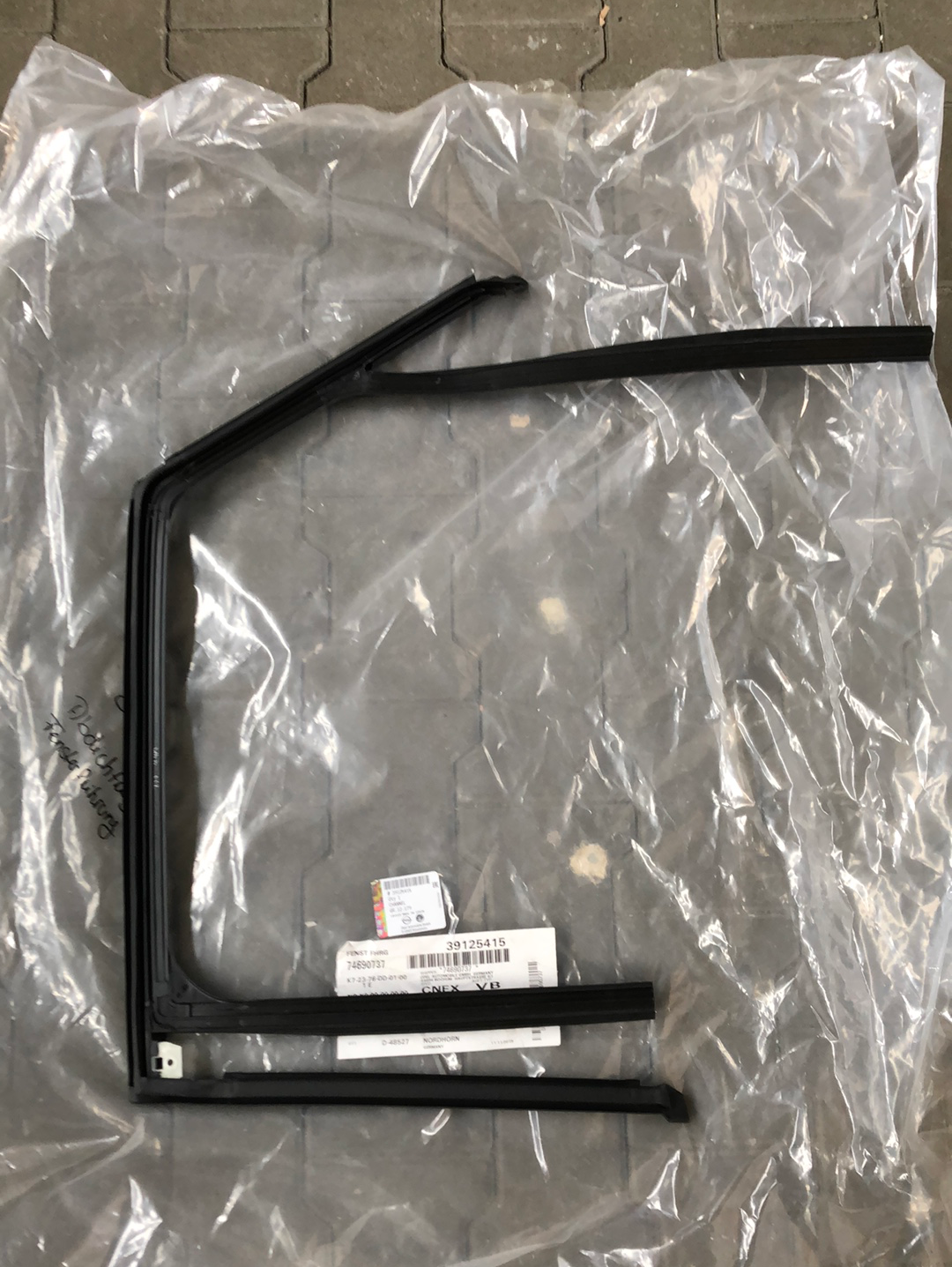 Original GM Chevrolet Abdichtung Fensterführung Neu