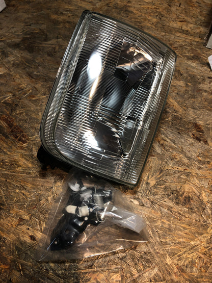 TYC Nissan Micra Scheinwerfer links Neu