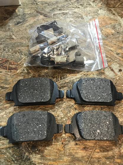 Original Opel Corsa C Z1.8XE Bremsbeläge Satz hinten NEU