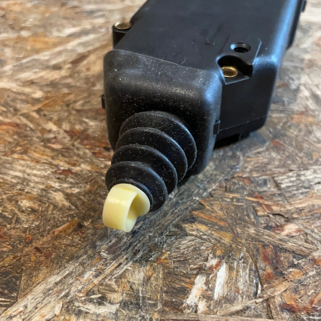 Original GM Opel Corsa A Motor Türverriegelung Neu
