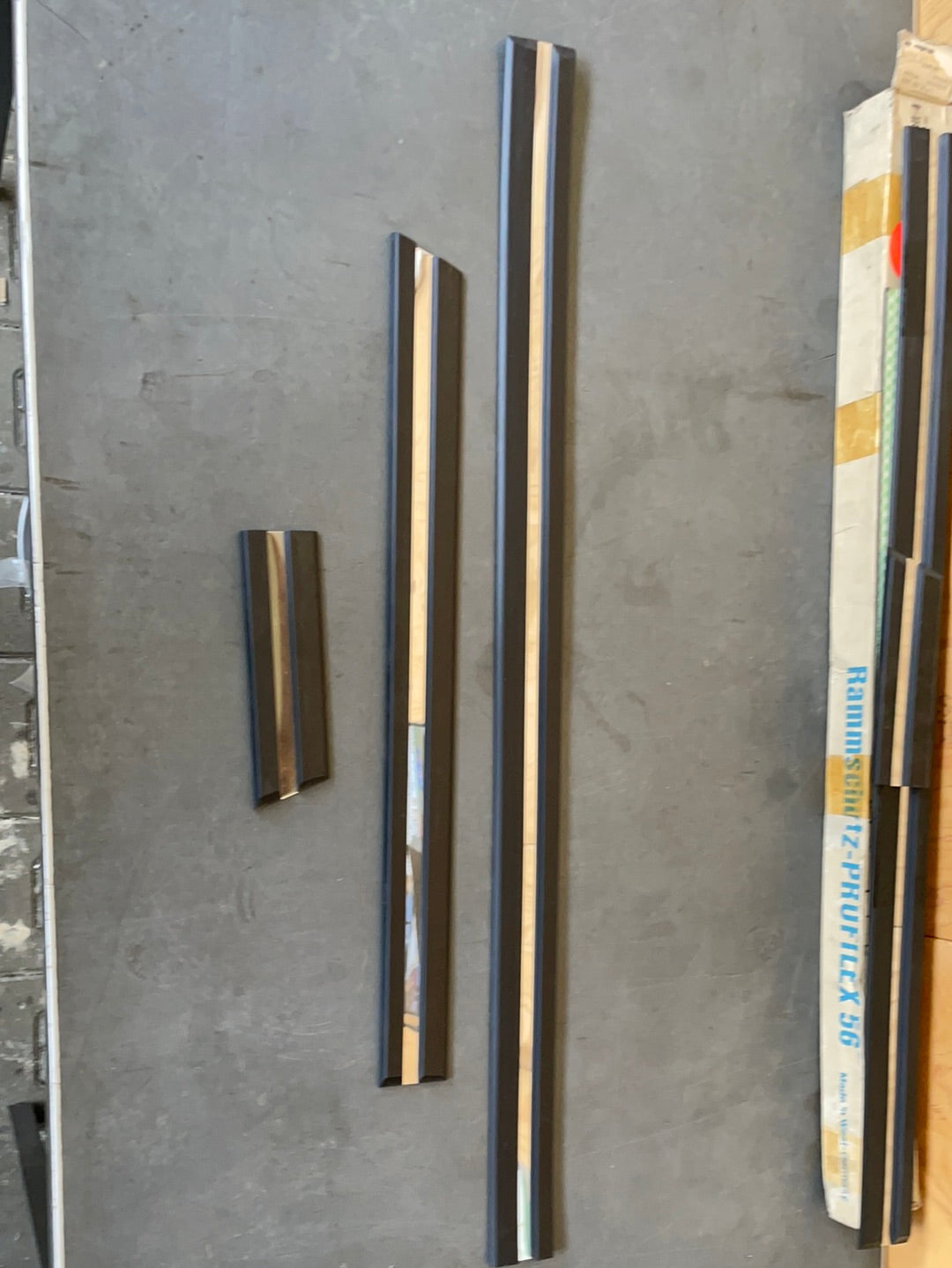 Original GM Opel Kadett C 4-Türig Zierleiste Rammschutzzierleiste Neu