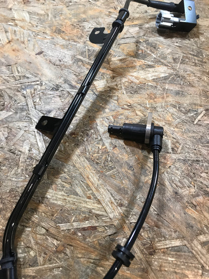 Nissan Almera II ABS-Sensor hinten rechts NEU