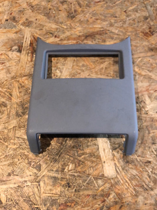 Original GM Opel Vectra C Blende Ascher Konsole hinten grau Neu