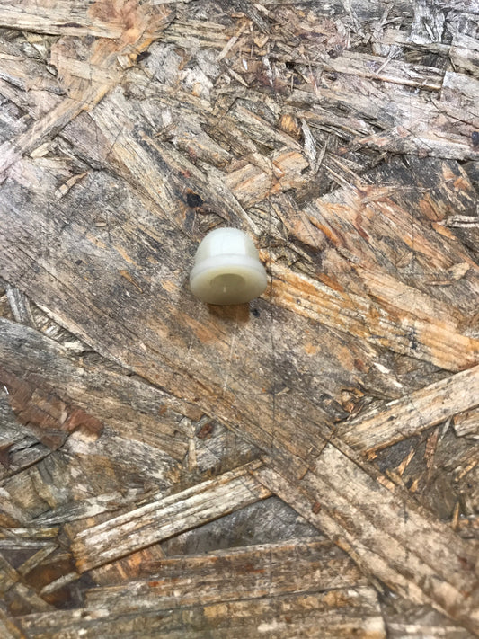 Original Opel Komstoffmutter Glas an Seitenverkleidung NEU