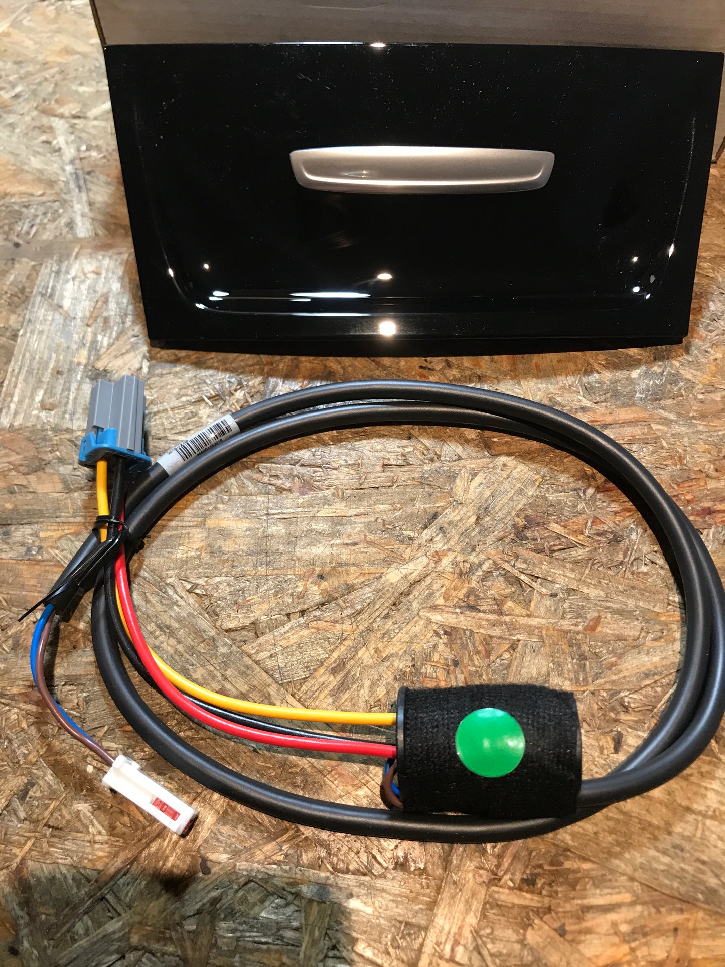 Original Astra K Adapter Powerflex klavierlack schwarz Mittelkonsole NEU