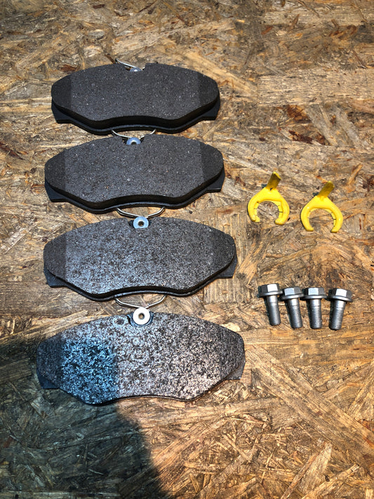 Original GM Opel Vivaro A Bremsbeläge vorne Neu