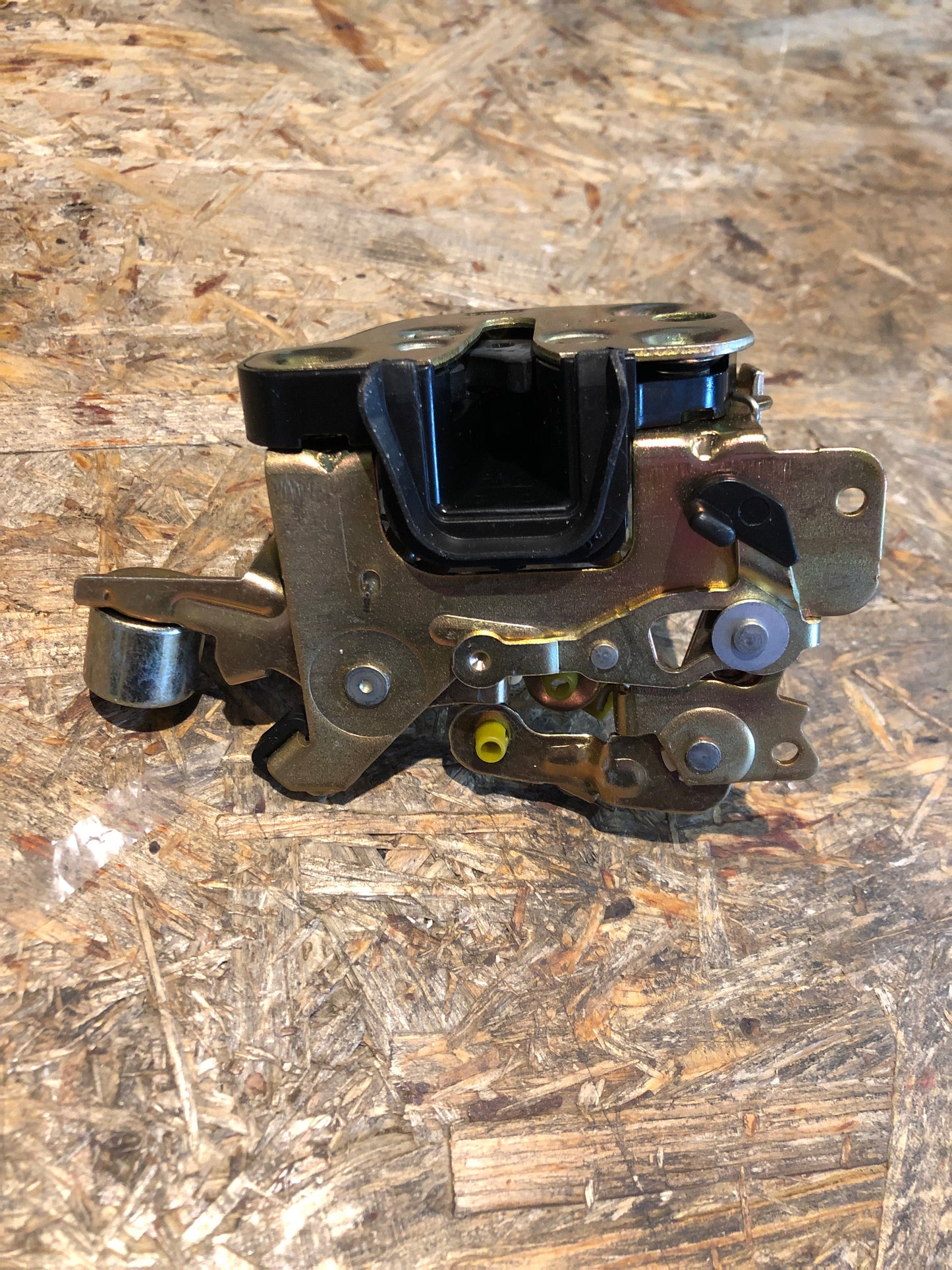 Original GM Opel Astra F Türschloss Hinten Rechts Neu