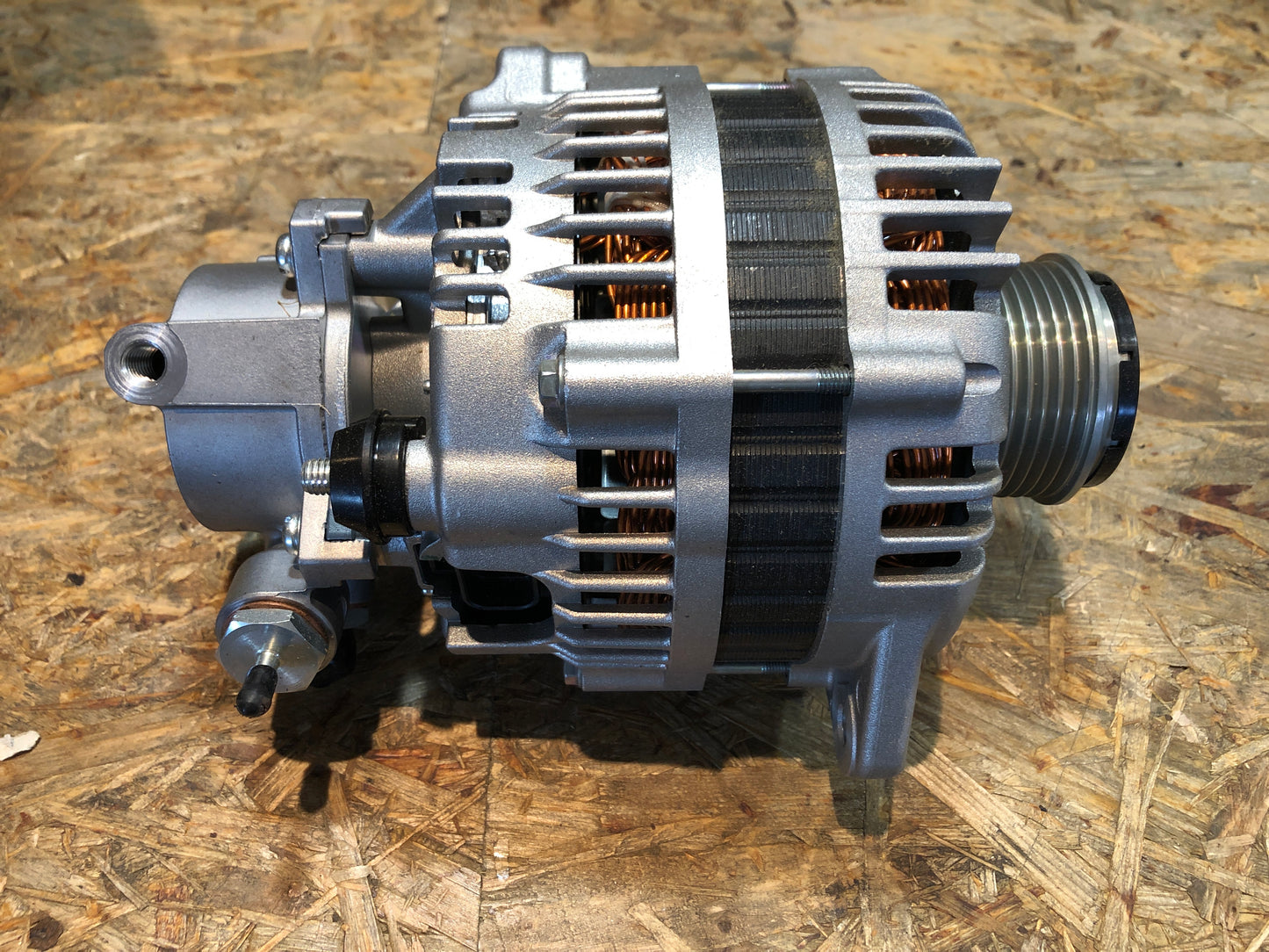 Original GM Opel Astra Combo Corsa Meriva Lichtmaschine Neu