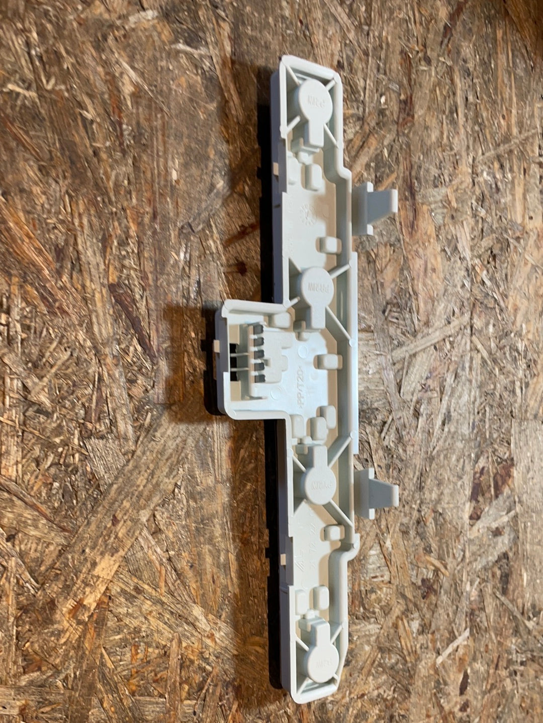 Original GM Opel Zafira B Lampenträger Heckleuchte rechts Neu