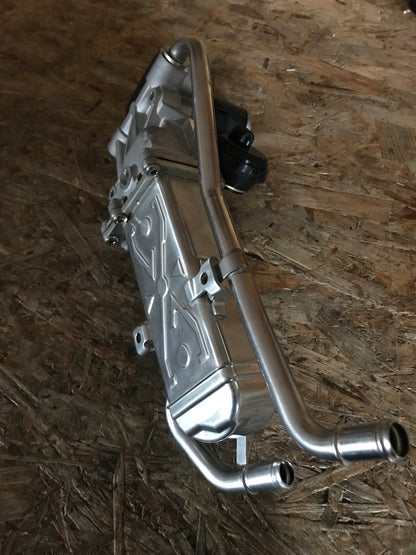 Original Seat Ibiza IV / Ibiza IV ST / Ibiza IV Sportcoupe / Skoda Fabia II / Fabia II Combi / Roomster / Roomster Praktik / VW Polo 1.2 DTI AGR-Ventil mit Kühler + Dichtungssatz NEU