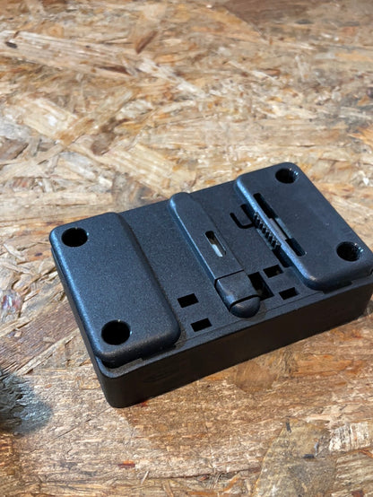 Original GM Opel 6-Fach Kasettenbox Neu